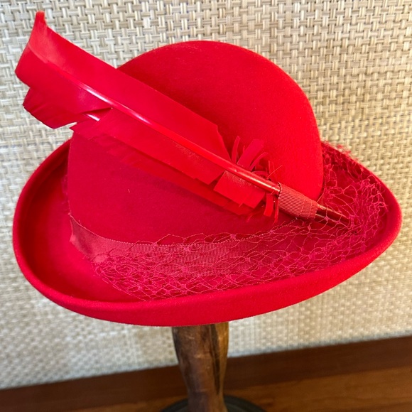 🌟HP🌟VTG 1960s-70s Red Doeskin Felt 100% Wool by Bollman Hat for Miss Bierner - Picture 4 of 10